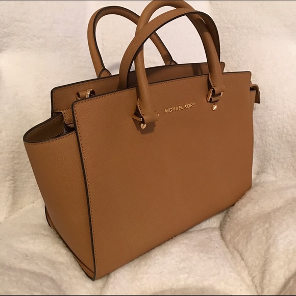 KORS Michael Kors Handbags - Michael Kors Selma Satchel!final Reduction!!!