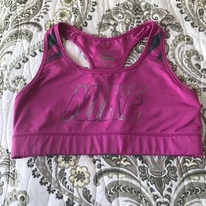 Nike Pro Sports Bra