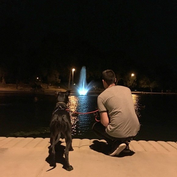 Meet your Posher, Josue - Picture 1 of 4