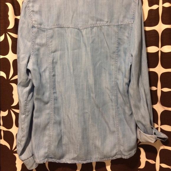 SOLD! Cloth and Stone Chambray - Picture 3 of 3