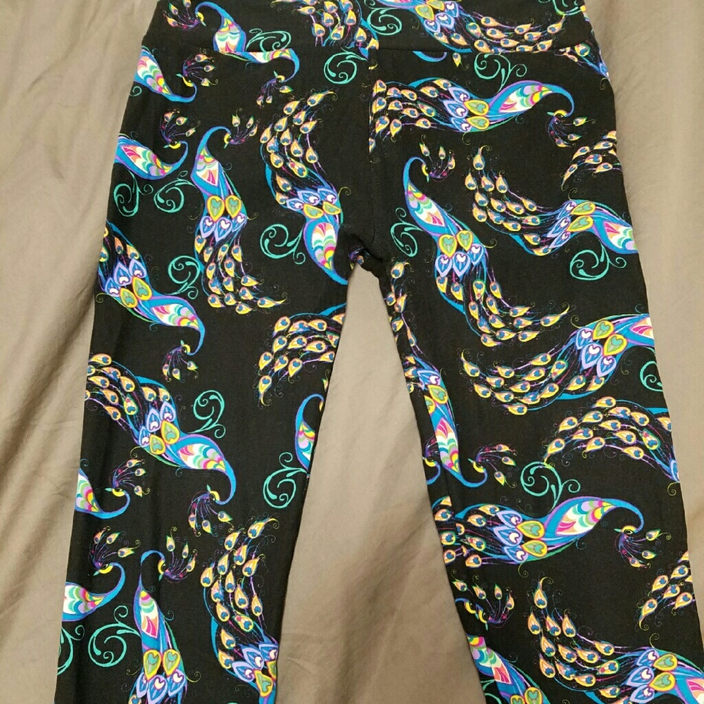Lularoe one size Peacocks!