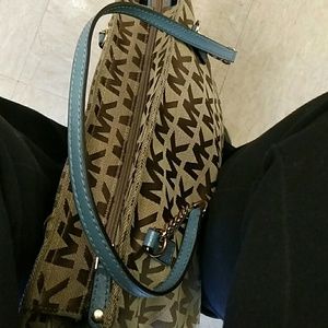 Meet your Posher, Angelina