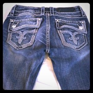 ☆☆FLASH SALE ☆☆ROCK REVIVAL 29x34