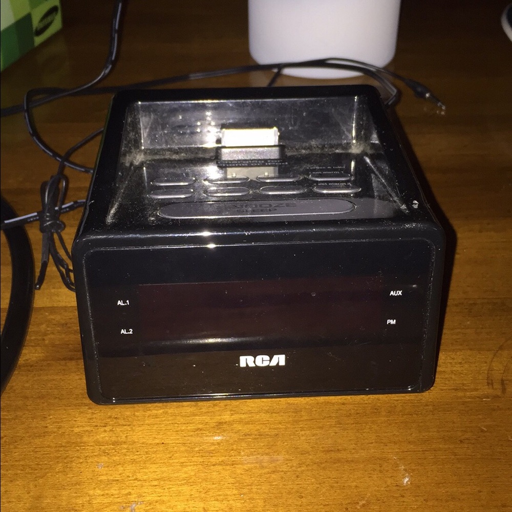 iPod charger/ alarm clock