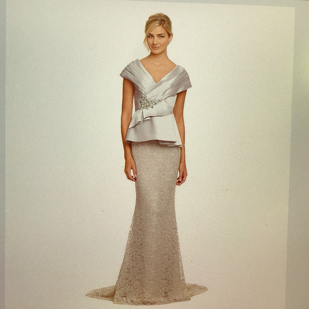 Terani Couture Portraits Collar lace Gown