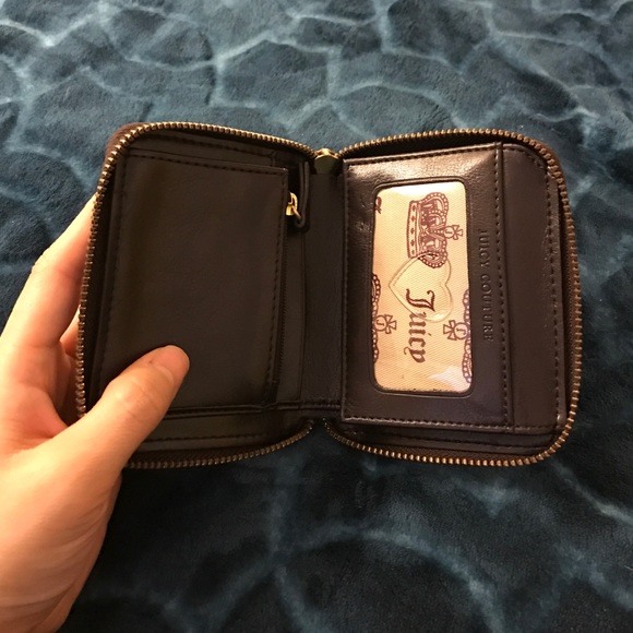Juicy couture wallet - Picture 2 of 4