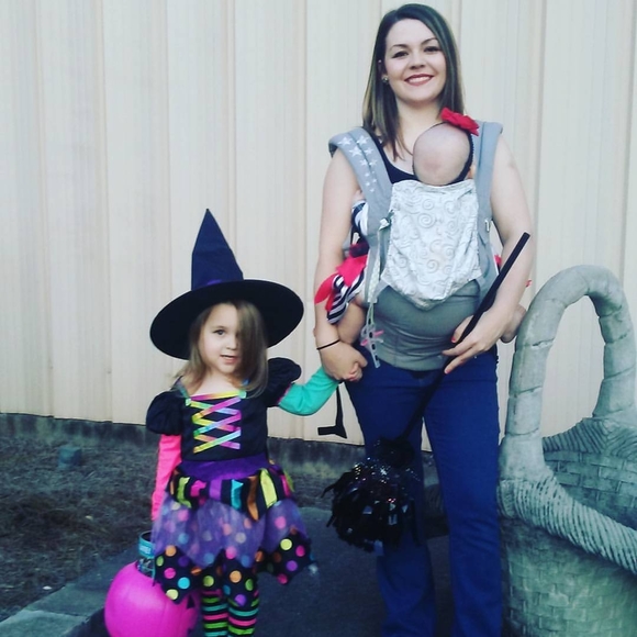 Meet your Posher, Amber - Picture 1 of 1