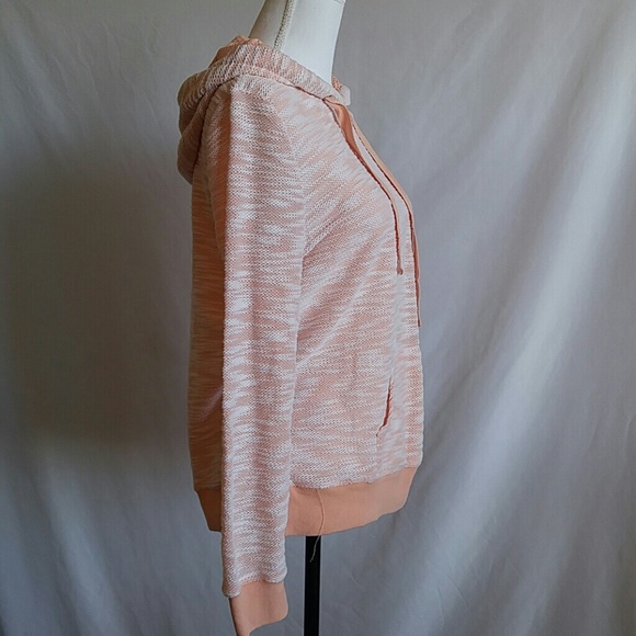 Closet closing May 24th - Picture 3 of 4