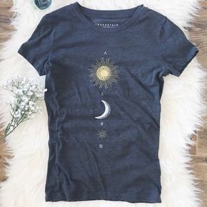 Gray Areo Graphic Fitted Tee