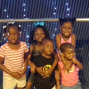 Meet your Posher, Renee