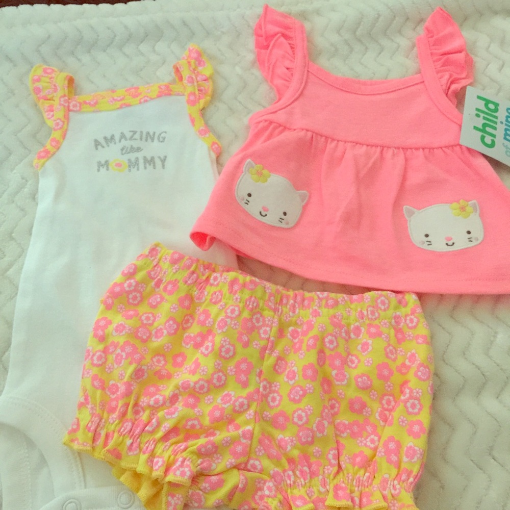 My daughter never wore this.She was born in winter