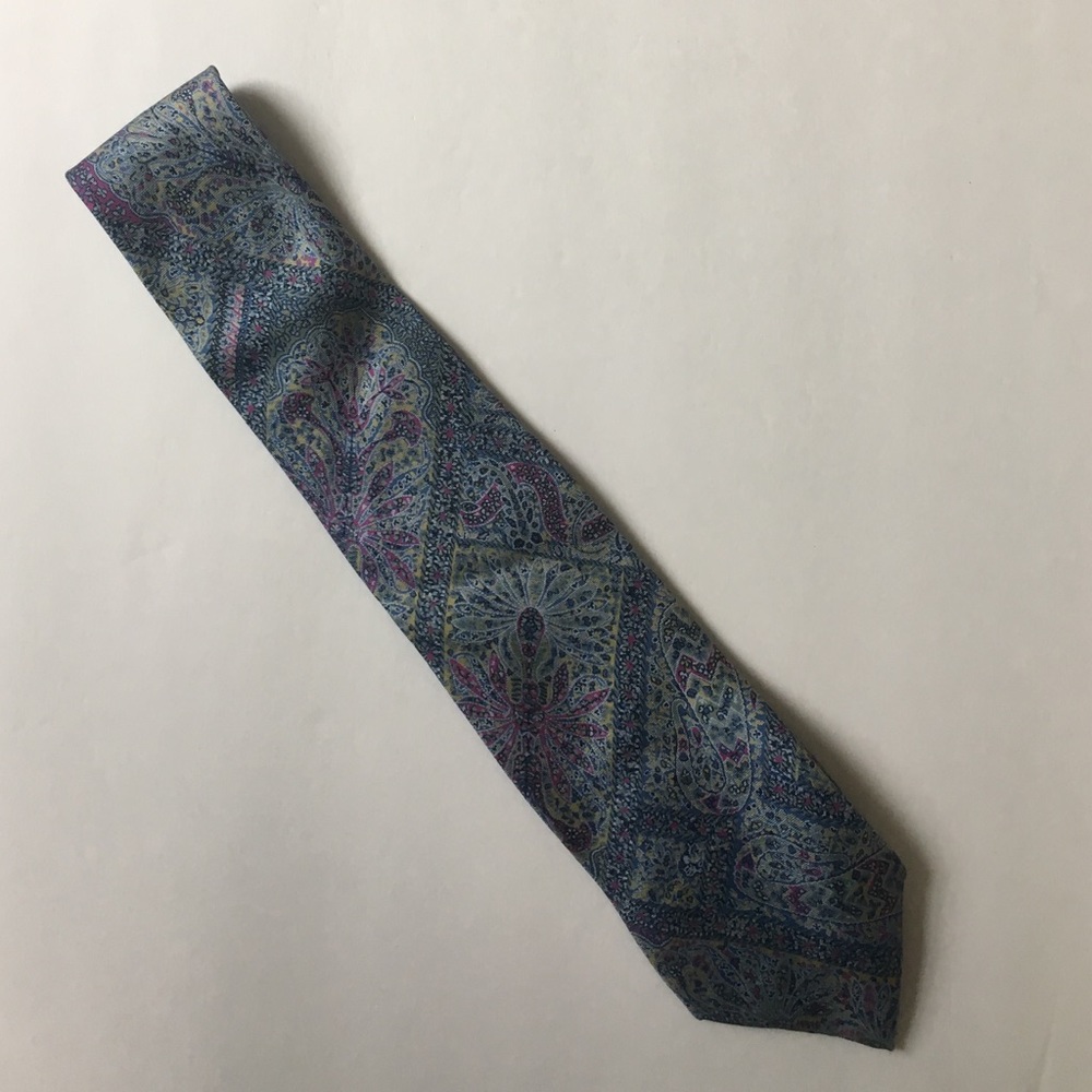 Tie