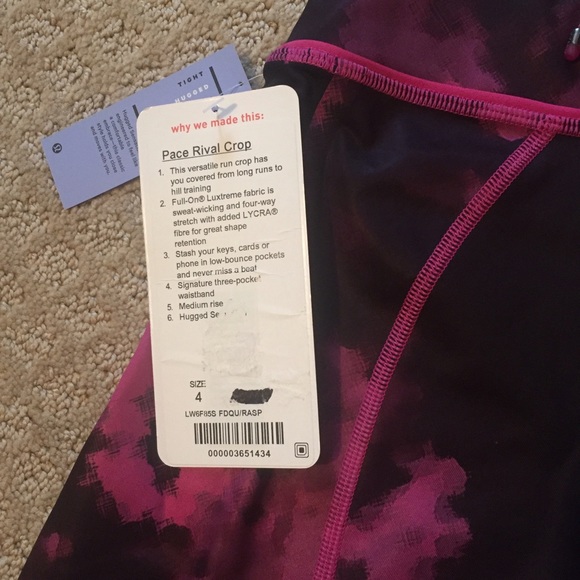 Pink and Black Lulu lemon capris - Picture 4 of 4