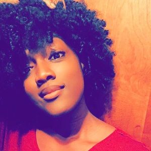 Meet your Posher, Ally