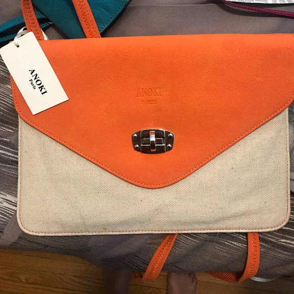 Anoki Paris Orange cross body/wristlet - Picture 1 of 3