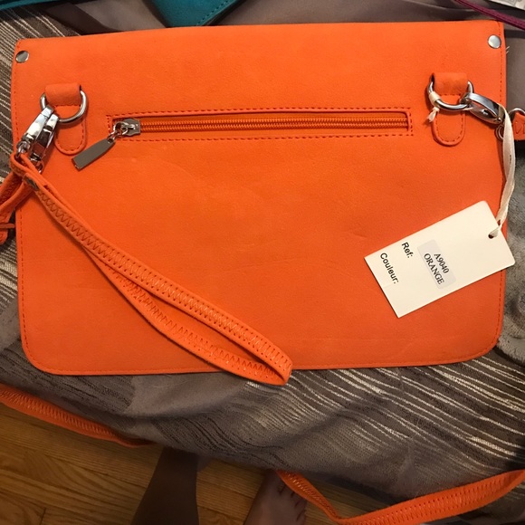 Anoki Paris Orange cross body/wristlet - Picture 3 of 3