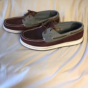 Sperry Cup Collection. Great condition!