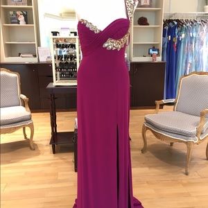 MayQueen Purple Gown size 4/6