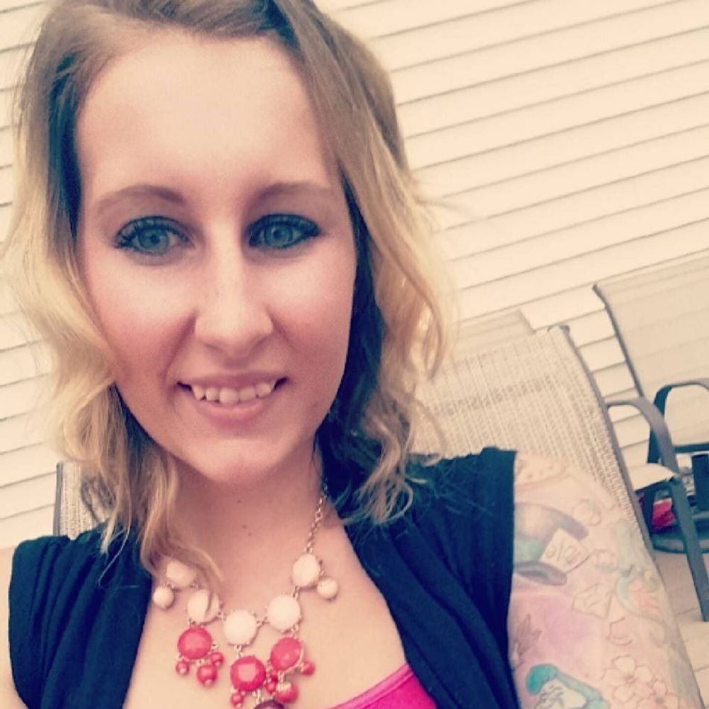 Meet your Posher, Casey