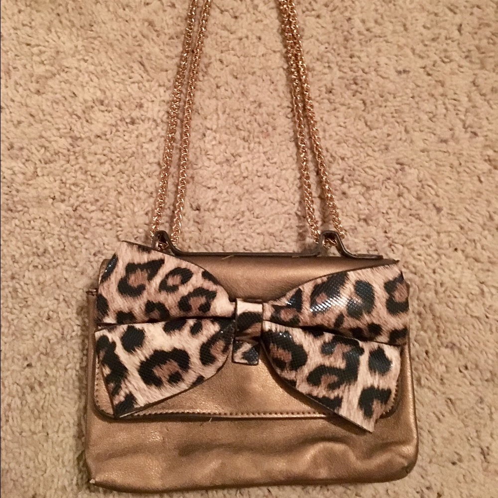 Bronze and leopard Charming Charlie purse