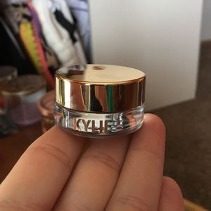 Kylie Cosmetics Rose Gold Cream Eyeshadow