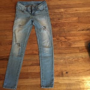 American eagle jeans. Barely worn.