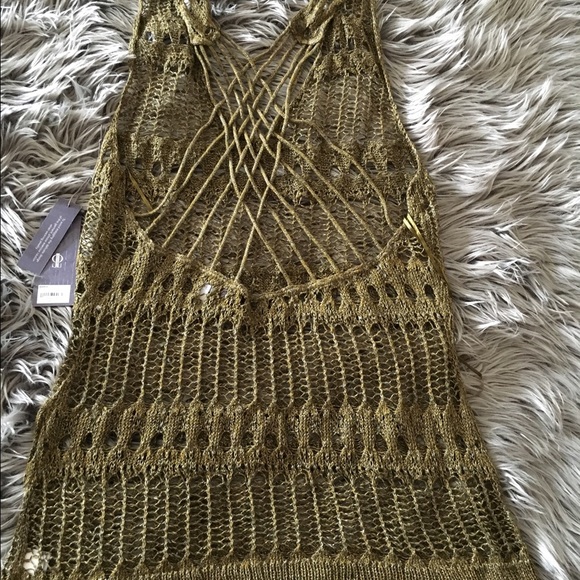 NWT - Picture 2 of 4