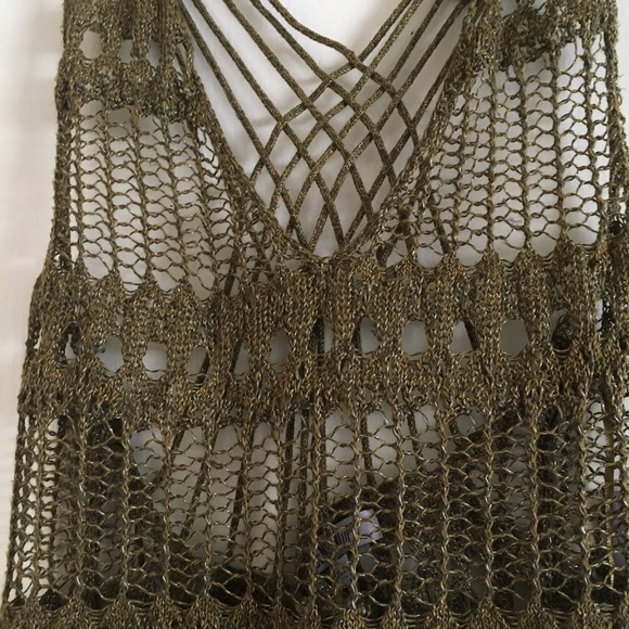 NWT - Picture 4 of 4