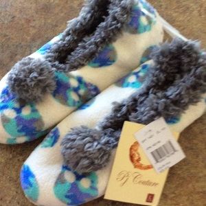 House slippers shoes