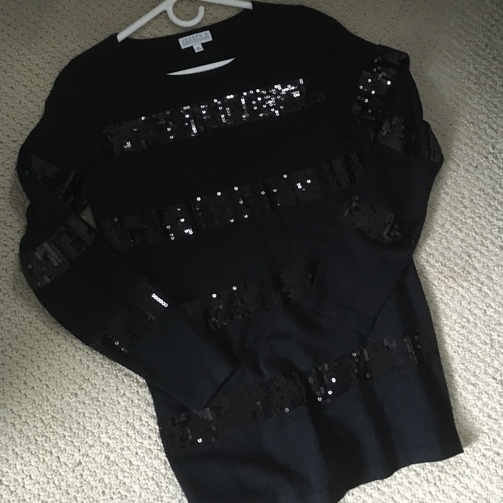 Beautiful NEVER WORN black sequin party shirt 🎉