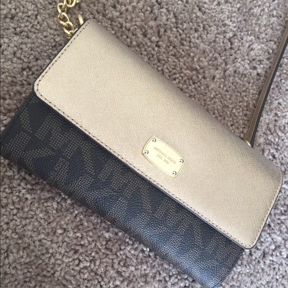 Michael Kors Handbags - Micheal Kors