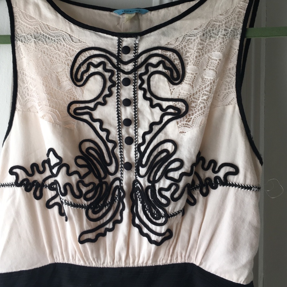 Dress - Picture 4 of 4