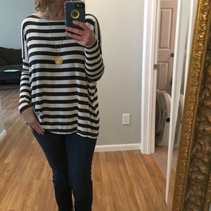 Wide stripe Piko top