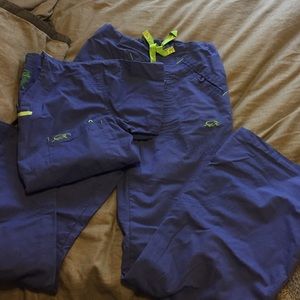 Iguana Med blue flare scrub set xs
