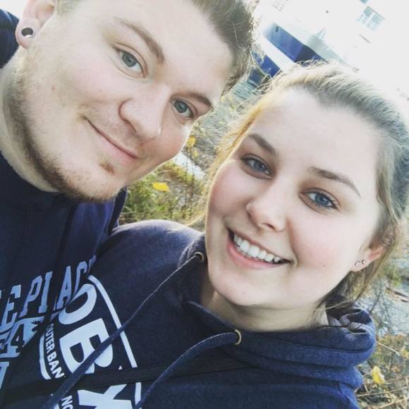 Meet your Posher, Jessica - Picture 1 of 1