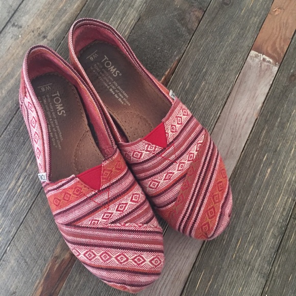 TOMS Shoes - • REMOVING TOMORROW • Aztec Ribbon TOMS