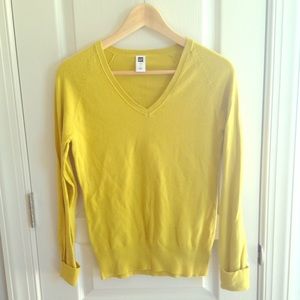 Gap Sweater