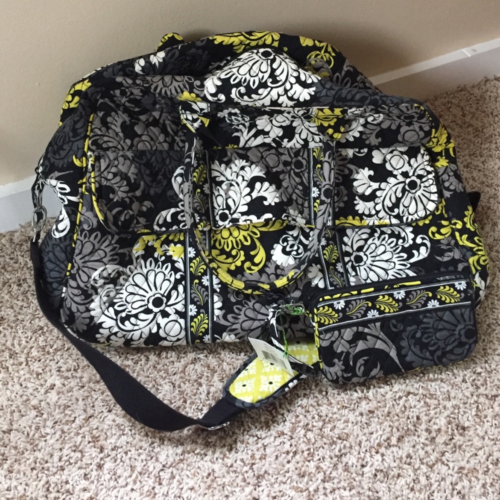 Vera Bradley Grand Traveler Baroque with wristlet