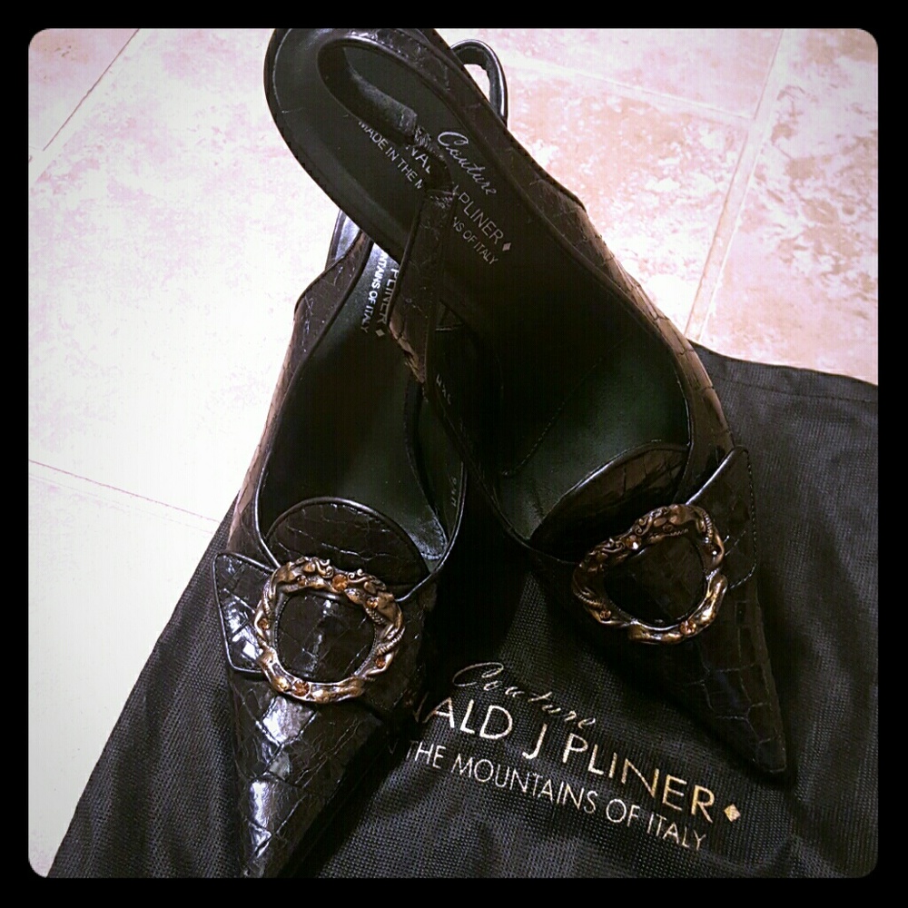 Donald pliner slingback heels antique look buckel