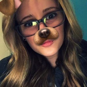 Meet your Posher, Brooke