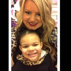 Meet your Posher, Ashley