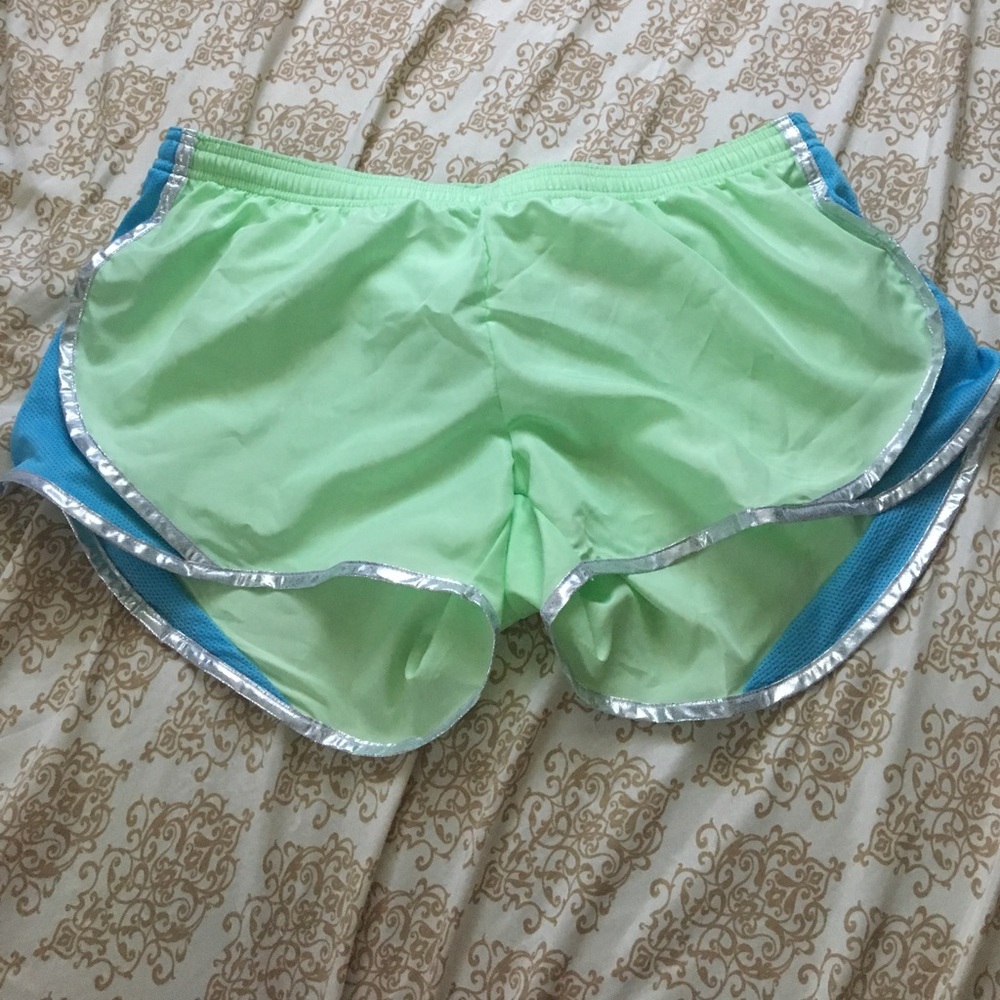 They do not fit me so I've never wore them