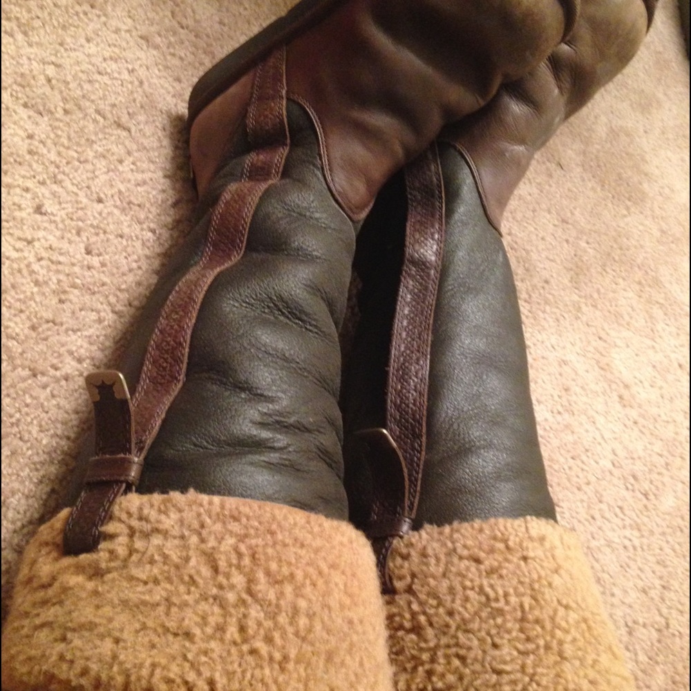 Uggs size 7 **price drop**