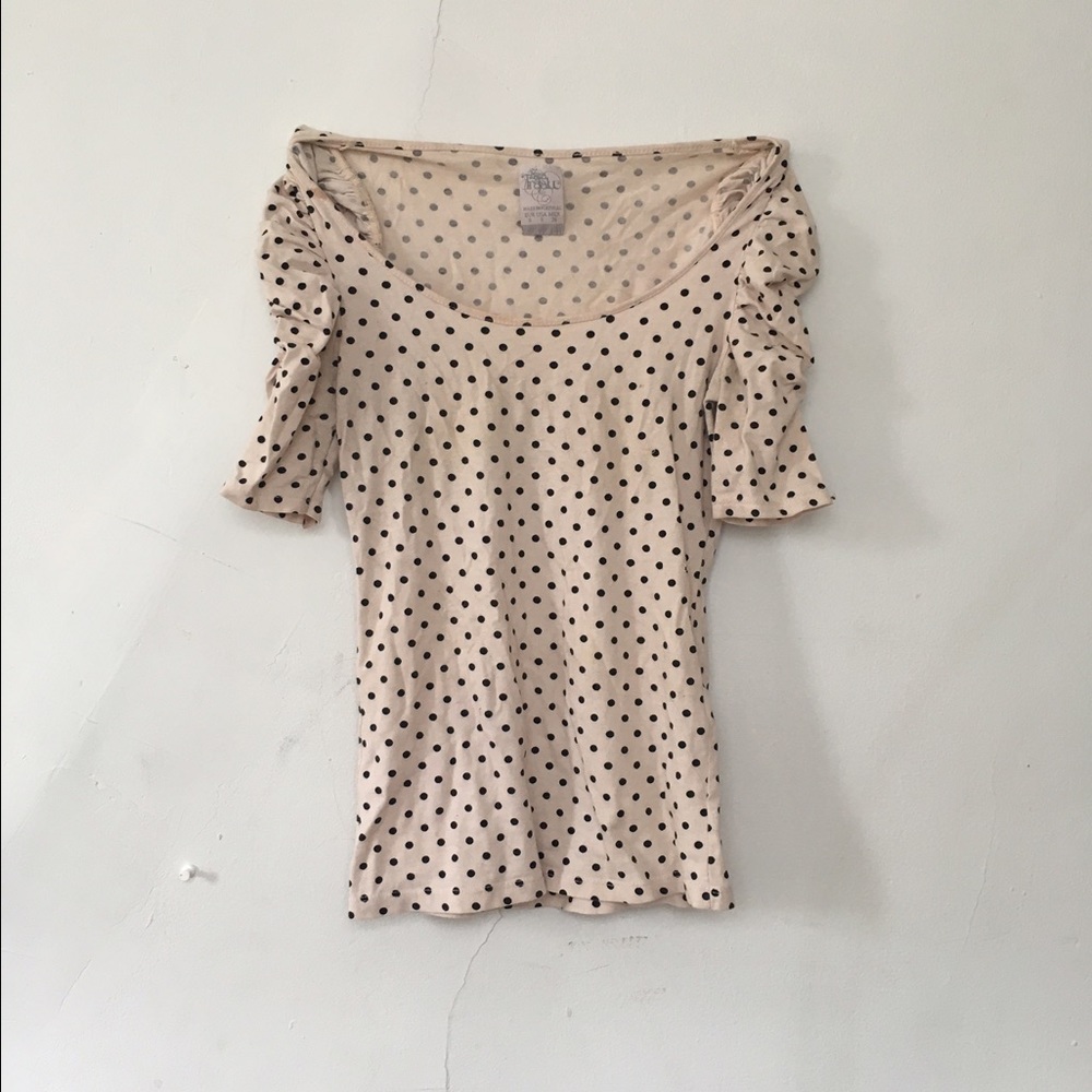 Cute Polka-Dot Quarter Sleeve Top