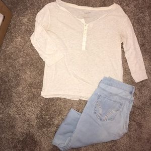 Light Hollister Jean Legging and AE shirt BUNDLE