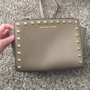 Michael Kors purse