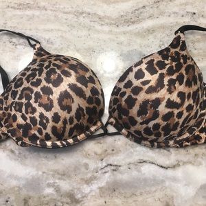 Gently used bombshell bra