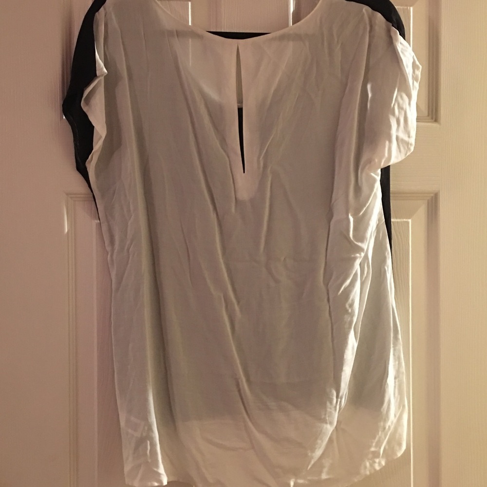 High-Low Multi-Colored Shirt - Picture 2 of 5