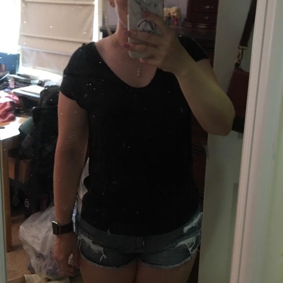 High-Low Multi-Colored Shirt - Picture 4 of 5