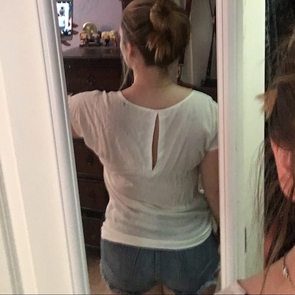 High-Low Multi-Colored Shirt - Picture 5 of 5